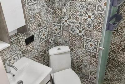 Garsonieră în Titan