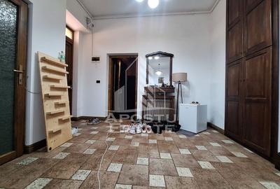 Apartament cu 2 camere semidecomandat, mobilat în Central - 5