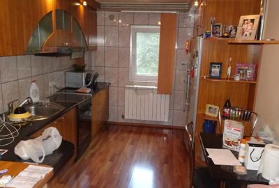 Apartament cu 3 camere decomandat în Central - 11