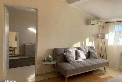 Apartament cu 2 camere semidecomandat, mobilat în Complex Studențesc - 4