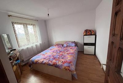 Casă cu 6 camere cu Teren 2000 Mp în Central - 7