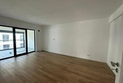 Apartament cu 3 camere decomandat în Theodor Pallady