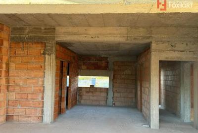 Casă cu 3 camere cu Teren 500 Mp în Remetea Mare
