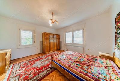 Vila superba, P+E, Cuvin, 9 camere, 200 mp si teren 1300 mp plus anexa 3 camere - 10