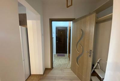 Dristor inchiriere garsoniera dec , bloc mixt - 11