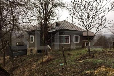 Casă cu 5 camere cu Teren 1682 Mp în Central - 9