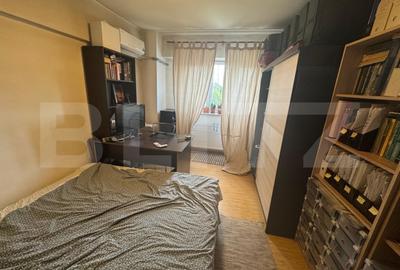 Apartament de vanzare, cu 3 camere decomandate, 80 mp, zona Rotonda