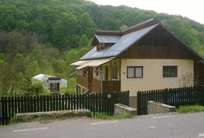 Casă cu 2 camere cu Teren 1800 Mp în Posești - 6