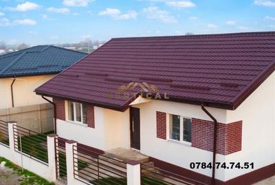 Casă cu 3 camere în Berceni