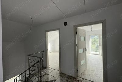 Casă cu 6 camere în Dobrotu - 2