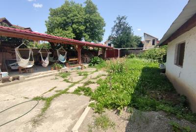 CASA/ VILA,  83MP UTILI, 579 MP SUPRAFATA TOTALA, ZONA FLORILOR - 10