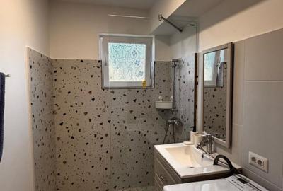 Apartament cu 2 camere, 1 Mai Insula - 12