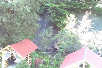 Casă cu 14 camere cu Teren 1000 Mp în Moieciu - 5