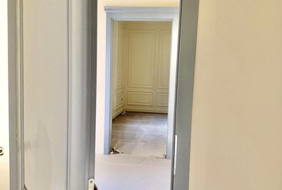 Apartament cu 3 camere semidecomandat în Central - 2
