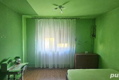 Apartament cu 3 camere decomandat în 1 Mai - 5