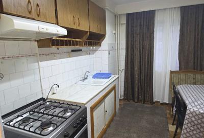 Apartament cu 2 camere decomandat în Frații Golești - 3