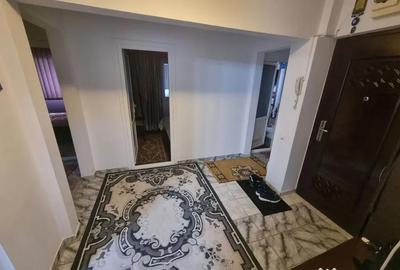 Apartament cu 4 camere decomandat în Poarta 6 - 6