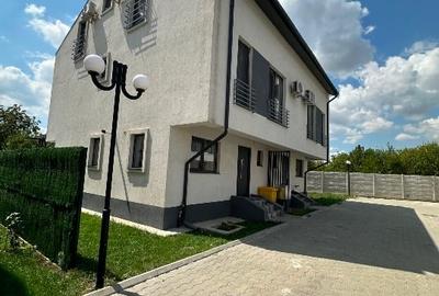 2 vile in Duplex - 10 camere Otopeni central business opportunity