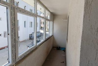 Apartament total decomandat - 11