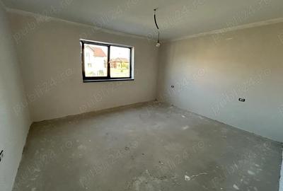Vand vila noua in Fantanele,cartier nou,la nivel, st.310 mp., supraf.construita 100 mp. 3 camere. Vand vila noua in Fantanele,cartier nou,la nivel, st.310 mp., supraf.construita 100 mp. 3 camere. - 9