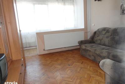 Apartament cu 2 camere decomandat în Romanilor - 14