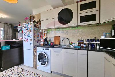 Apartament cu 3 camere semidecomandat, mobilat în 1 Decembrie - 9