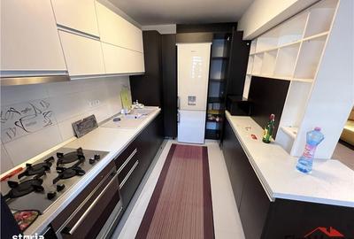 Apartament cu 3 camere, mobilat în Central - 3