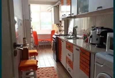 Apartament cu 3 camere decomandat în Central - 7