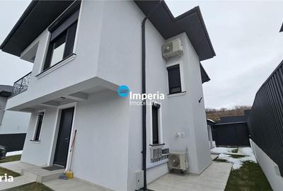 Casă cu 4 camere cu Teren 495 Mp în Bârnova