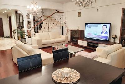 Apartament cu 5 camere semidecomandat, mobilat în Șoseaua Nordului