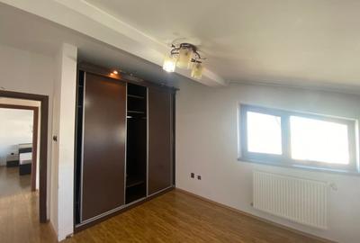 Vila Deosebita P+1+M pe Colt – 325mp Utili, Curte Amenajata 590mp | Fundeni - 13