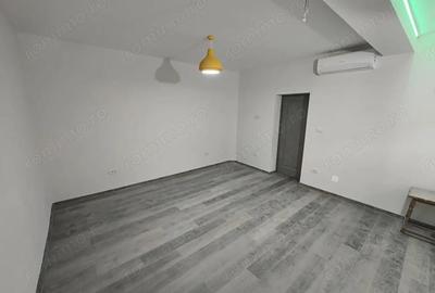 Spațiu comercial, de 67 mp, în UTA - 1