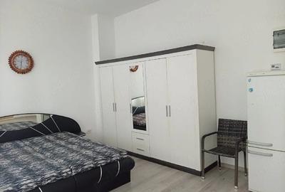 Garsonieră semidecomandată în Central - 1