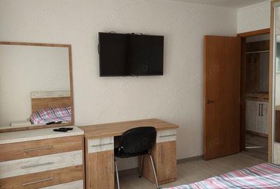 Apartament cu 3 camere în Calea București - 2