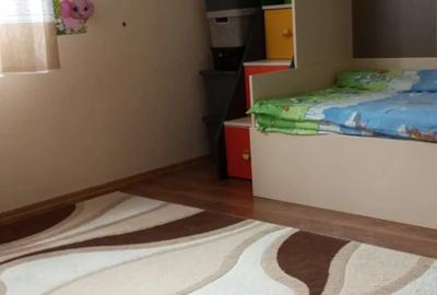 Apartament cu 2 camere decomandat în Giroc