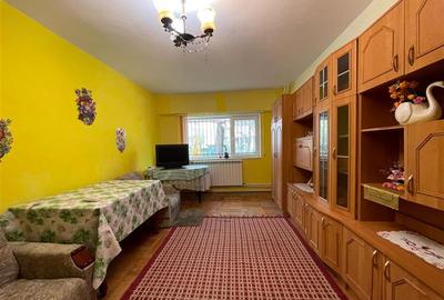 Apartament cu 3 camere circular în E3 - 1