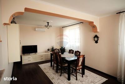 Casă cu 4 camere cu Teren 400 Mp în Central - 16