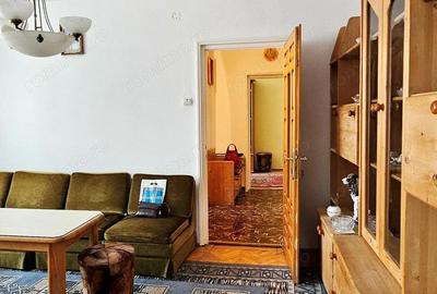 Apartament cu 3 camere semidecomandat, mobilat în Precista - 3