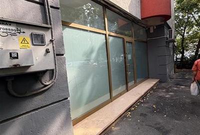 Spațiu comercial, de 4,900 mp, în Central - 2