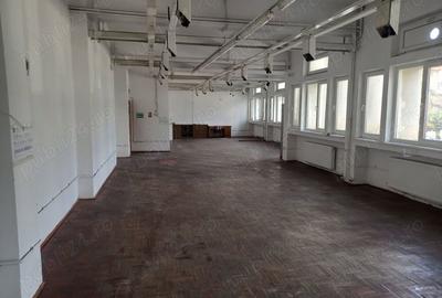 Spațiu comercial, de 1,800 mp, în Târgu Neamț - 5