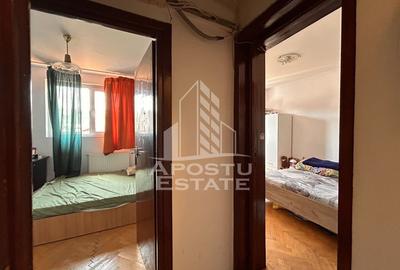 Apartament cu 4 camere decomandat, mobilat în P-ța Unirii - 11