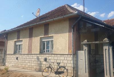 Casă cu 3 camere cu Teren 1200 Mp în Central - 5