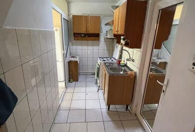 Apartament cu 2 camere decomandat în Micro 19 - 3