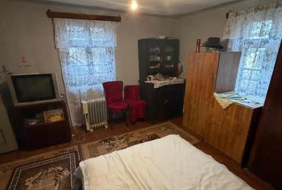 Casă cu 6 camere cu Teren 270 Mp în Central - 2