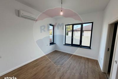 Casă cu 4 camere cu Canalizare în Central - 6