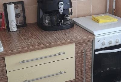 Apartament cu 3 camere decomandat în Aradului - 6