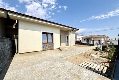 Duplex cu 4 camere despărțit prin camera tehnica | Mosnita Noua - 2
