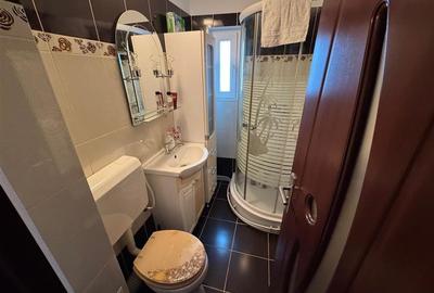 Apartament 3 camere, Piata Sud, etaj 3, renovat si mobilat complet - 10