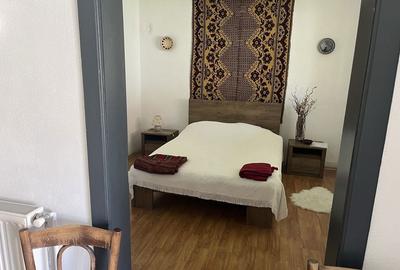 Casă cu 4 camere cu Teren 1800 Mp în Ucea - 2