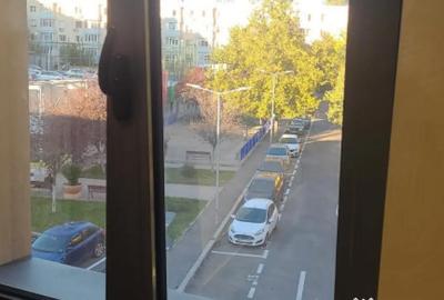 Garsonieră în Apărătorii Patriei